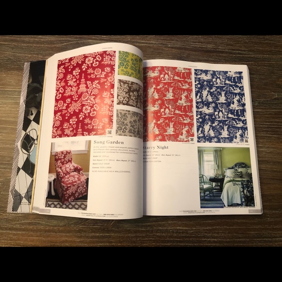 SCHUMACHER FABRICS PRINT BOOK & 12 FABRIC SAMPLES - Picture 5 of 7